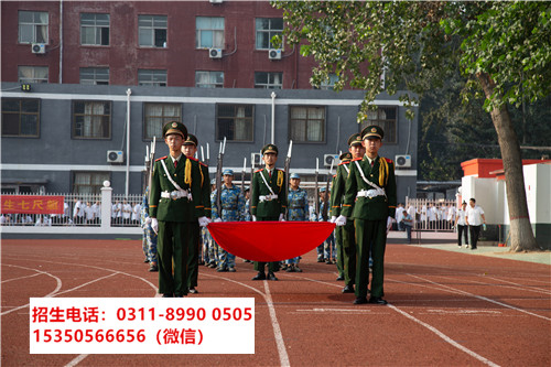 石家莊東華鐵路學(xué)校管得嚴(yán)嗎？